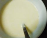 A picture of step 1 of Cheesy masala pav.