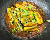 A picture of step 7 of Potoler Tel Jhal (Parwal / Pointed Gourd Curry - Bong Style).