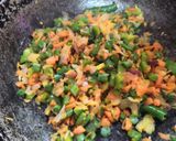 A picture of step 2 of Manchow soup.