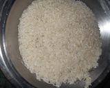 A picture of step 1 of Masala soya rice.