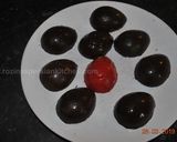 A picture of step 6 of Geode Chocolate Eggs.