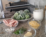 Foto del paso 1 de la receta: Brócoli gratinado con panceta