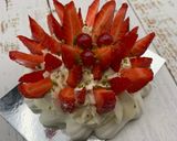 Une image de l'étape 7 de Pavlova aux fraises.