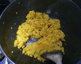 A picture of step 5 of Bhutte ka kees ka paratha.