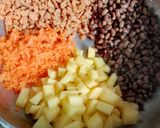 عکس مرحله 2 از دستور ماکارونی با سویا و لوبیا چشم بلبلی