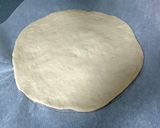 Foto del paso 8 de la receta 🍕Pizzas de pepperoni y dos quesos🧀 con masa casera