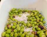 A picture of step 4 of 🫒💚 Homemade Lebanese pickled green olives - Zeytoun Akhdar.
