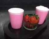 A picture of step 6 of Strawberry Crush And Milkshake.