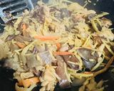 รูปขั้นตอนการทำที่ 3 ของ ไก่ผัดขิง