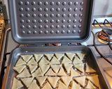 Foto del paso 5 de la receta: Galletitas de queso en la flip