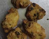 आलू पकोड़ी (aloo pakodi recipe in Hindi) रेसिपी चरण 3 फोटो
