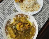 Foto del paso 13 de la receta: Encocado de lebranche y mariscos con monedas de plátano verde y arroz blanco con cucayo