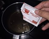 Foto langkah ke 2 dari resep Es Teh Creamer Kental Manis Kocok.