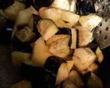 A picture of step 1 of Baingan Aloo Mix.