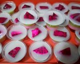 Foto langkah ke 3 dari resep Puding Rainbow Naga segeeerrr :D.