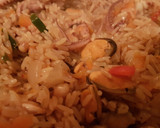 Foto del paso 4 de la receta: Arroz con calamar y mejillones, simple
