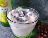 Foto langkah ke 3 dari resep Es Kelapa Syrup Melon.