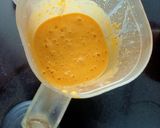 A picture of step 2 of Mango Milkshake.