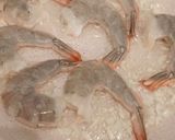 Foto langkah ke 2 dari resep Udang Garlic.