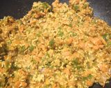 A picture of step 3 of Suzi paneer momos.
