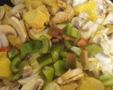 عکس مرحله 3 از دستور خوراک مرغ و قارچ