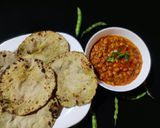 A picture of step 2 of Methi bajra roti.