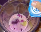 Foto langkah ke 3 dari resep Smoothies Buah Naga Pisang Pir.