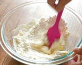 A picture of step 5 of Video: Piped Butter Cookies (Original/Matcha/Chocolate).