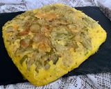Foto del passaggio 3 della ricetta Tortino di zucchina alla poverella veloce in pentola