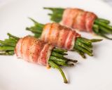 Baconbe tekert ceruzabab recept fázis 9 fotója