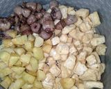 Foto langkah ke 2 dari resep Sambal goreng kentang, tahu, jantung ayam.