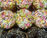 Foto langkah ke 7 dari resep Donat jadul, donat warung, tanpa susu.