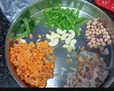 A picture of step 1 of Vermicelli Upma.