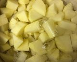 Une image de l'étape 1 de Aligot à ma façon.