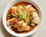 Foto langkah ke 5 dari resep Steam ikan saus Hongkong.