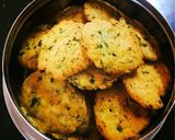 A picture of step 3 of Methi Farsi puri.