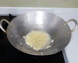 Hình bước làm 5 của món Ốc Mỡ Xào Bơ Tỏi