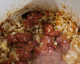Foto del paso 4 de la receta: 🥘 Guiso criollo con sobras de asado y papas al horno – versión invierno bien argentino❄️