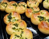 Foto langkah ke 7 dari resep Roti daun bawang.