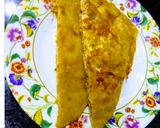 A picture of step 4 of Egg Paratha.