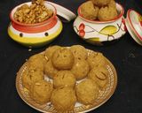 अखरोट और बादाम के लड्डू (akhroot aur badam ke laddu recipe in hindi) रेसिपी चरण 7 फोटो