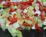 Foto langkah ke 2 dari resep Tumis Timun Telur.