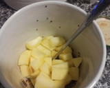 Foto del paso 3 de la receta: Pudín de chía y lino dorado con manzana