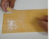 Foto del paso 3 de la receta: Pasta frola de membrillo sin manteca