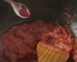 A picture of step 3 of Instant pizza sauce.