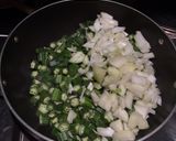 A picture of step 2 of Spicy Okra.