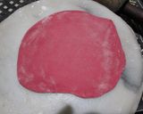 A picture of step 4 of Vegetables stuffed Rose Momos.