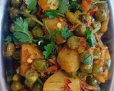 A picture of step 7 of Aloo Matar Dry.