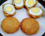 Foto langkah ke 5 dari resep Perkedel Telur Crispy.