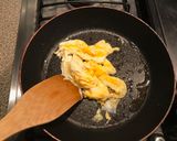 Foto del paso 5 de la receta: Chahan (Yakimeshi) ~Arroz Frito Estilo Japonés~